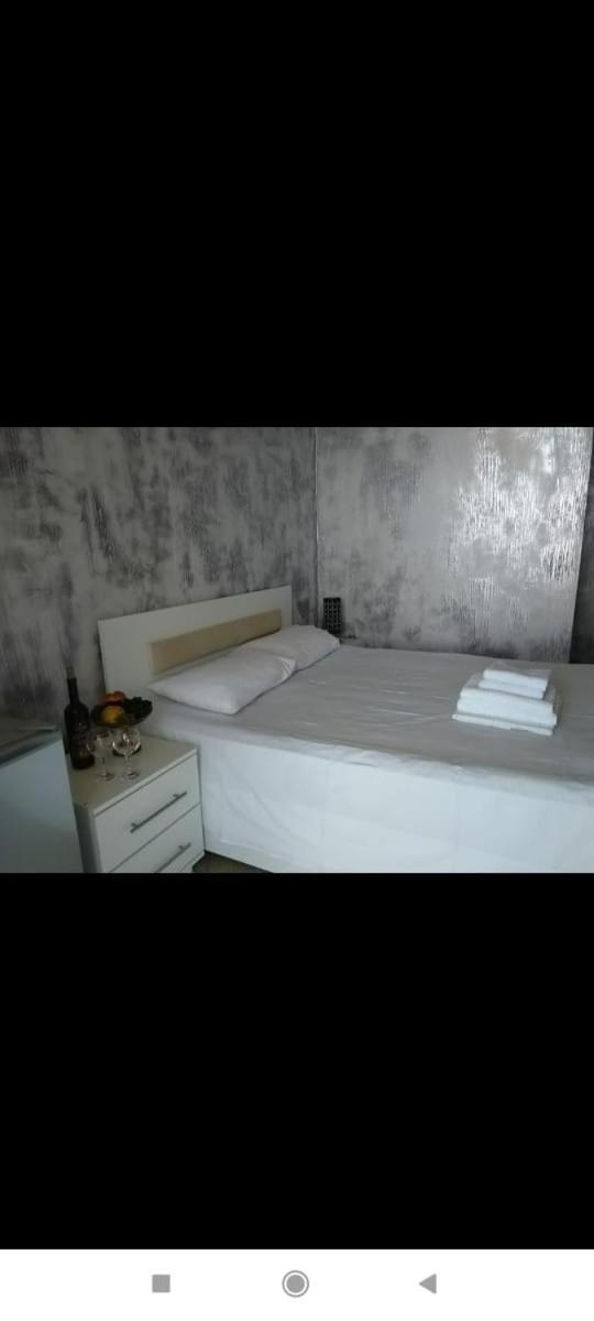 Geno Guest House Kvariati Extérieur photo