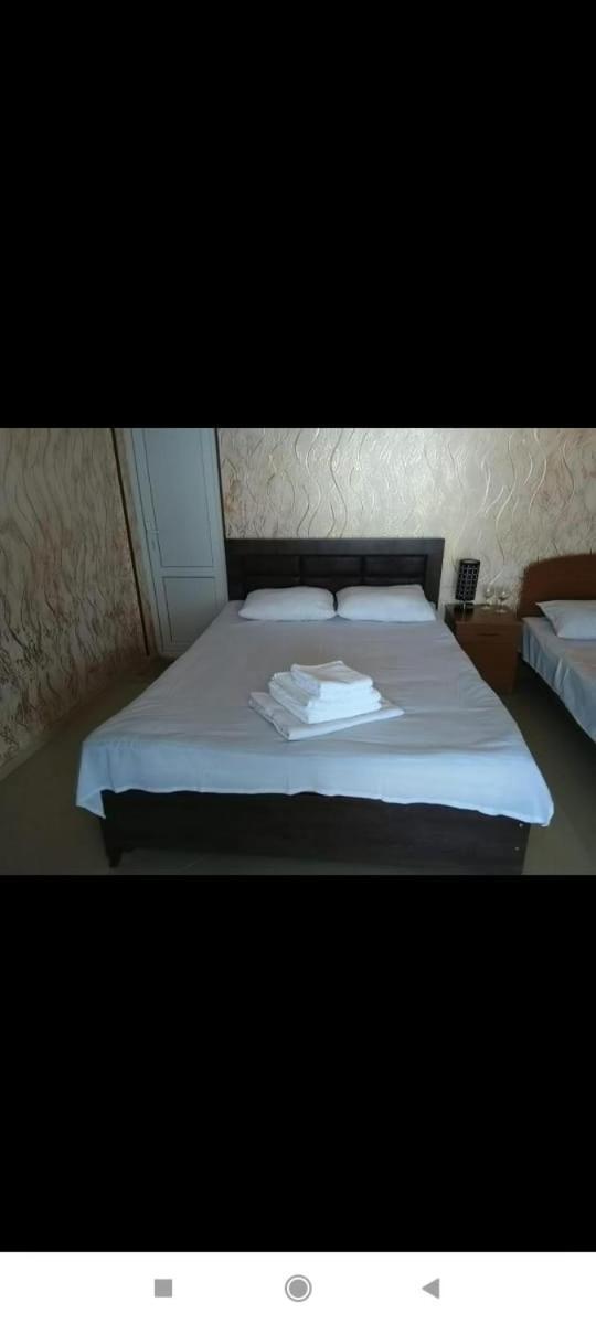Geno Guest House Kvariati Chambre photo