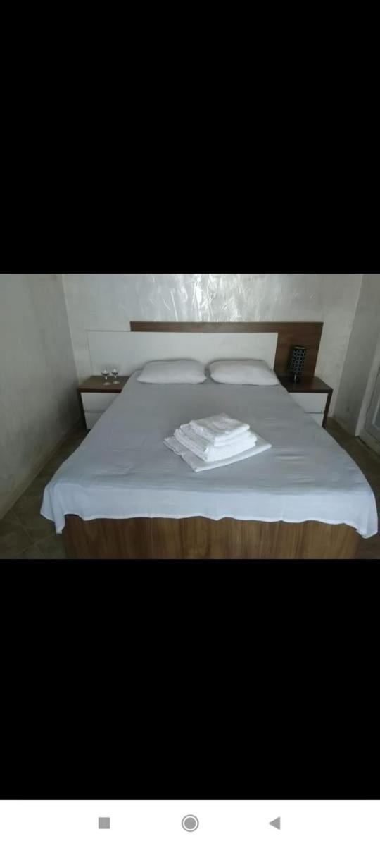 Geno Guest House Kvariati Chambre photo