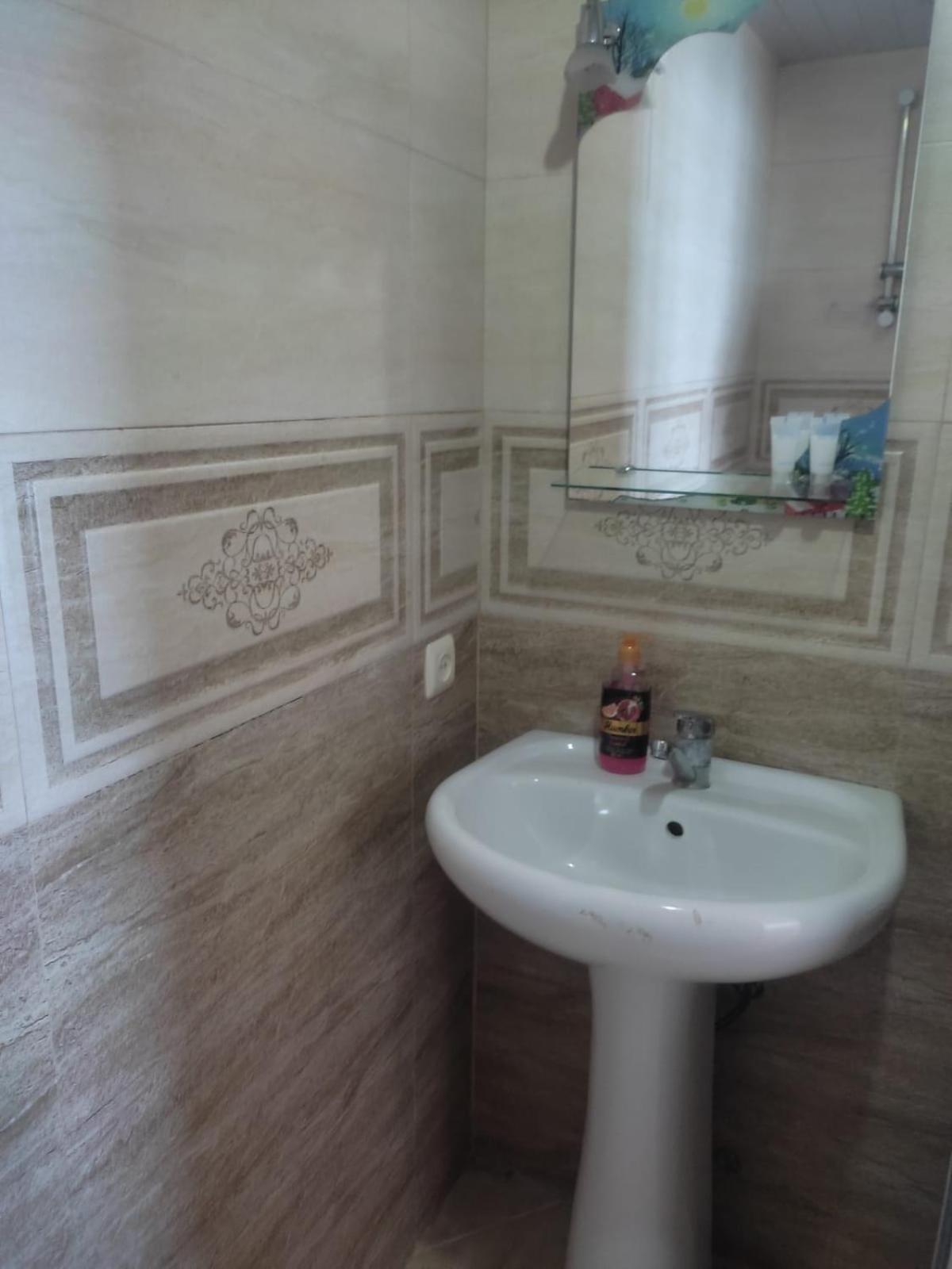 Geno Guest House Kvariati Chambre photo