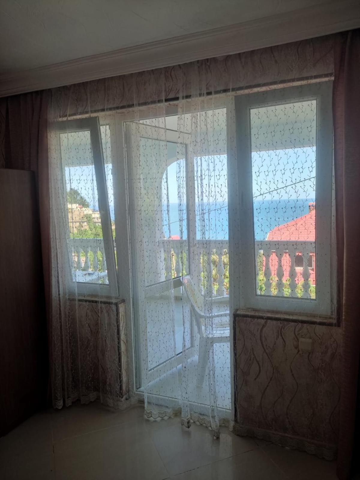Geno Guest House Kvariati Chambre photo